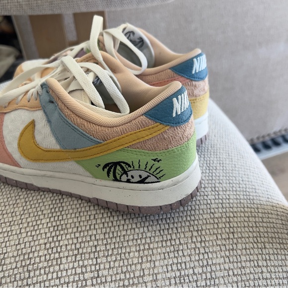 Nike Dunk Low Retro Sun Club Sneakers - Picture 5 of 11